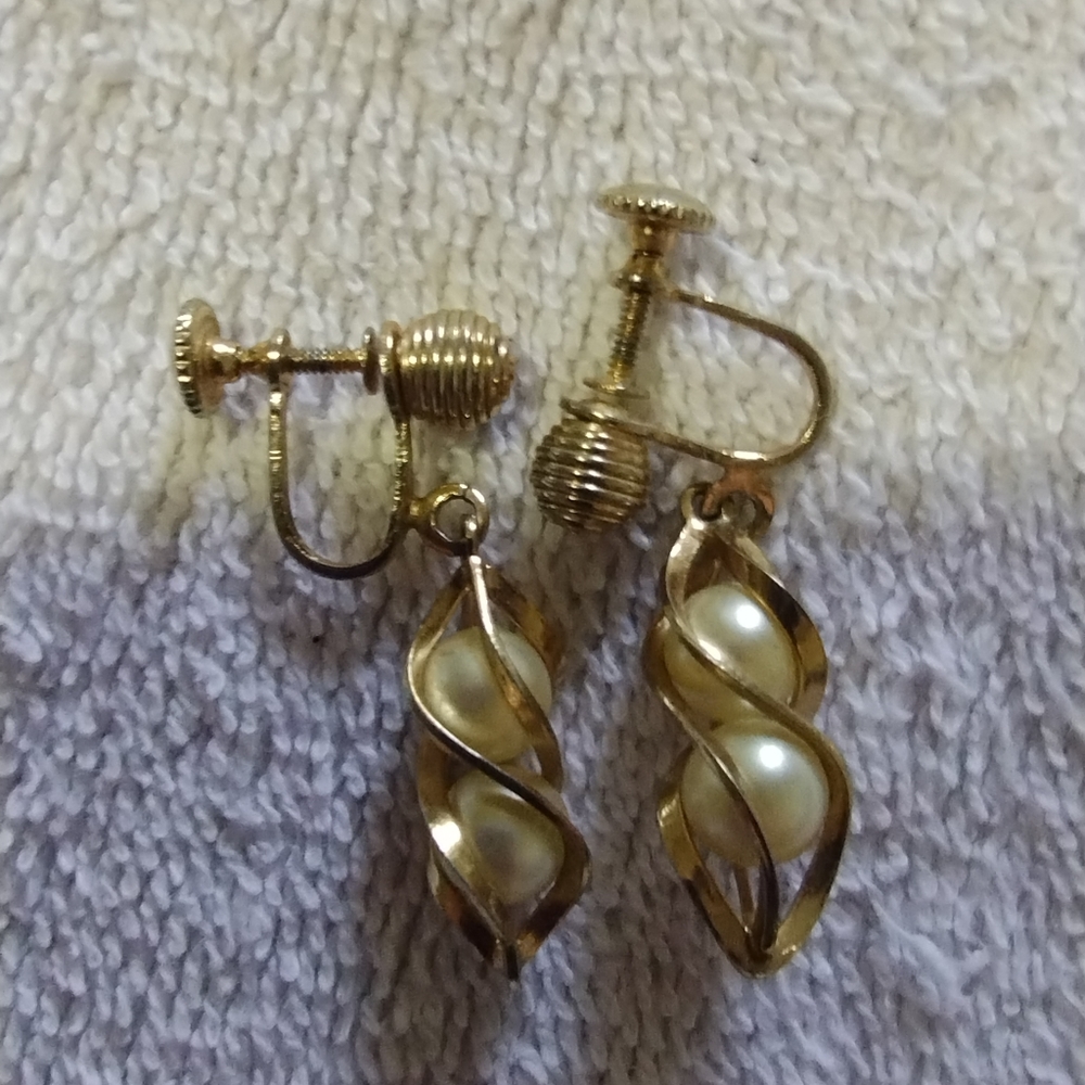 Vintage Earrings Signed Sarah Coventry Dangle Gold Tone & faux Pearls Earrings